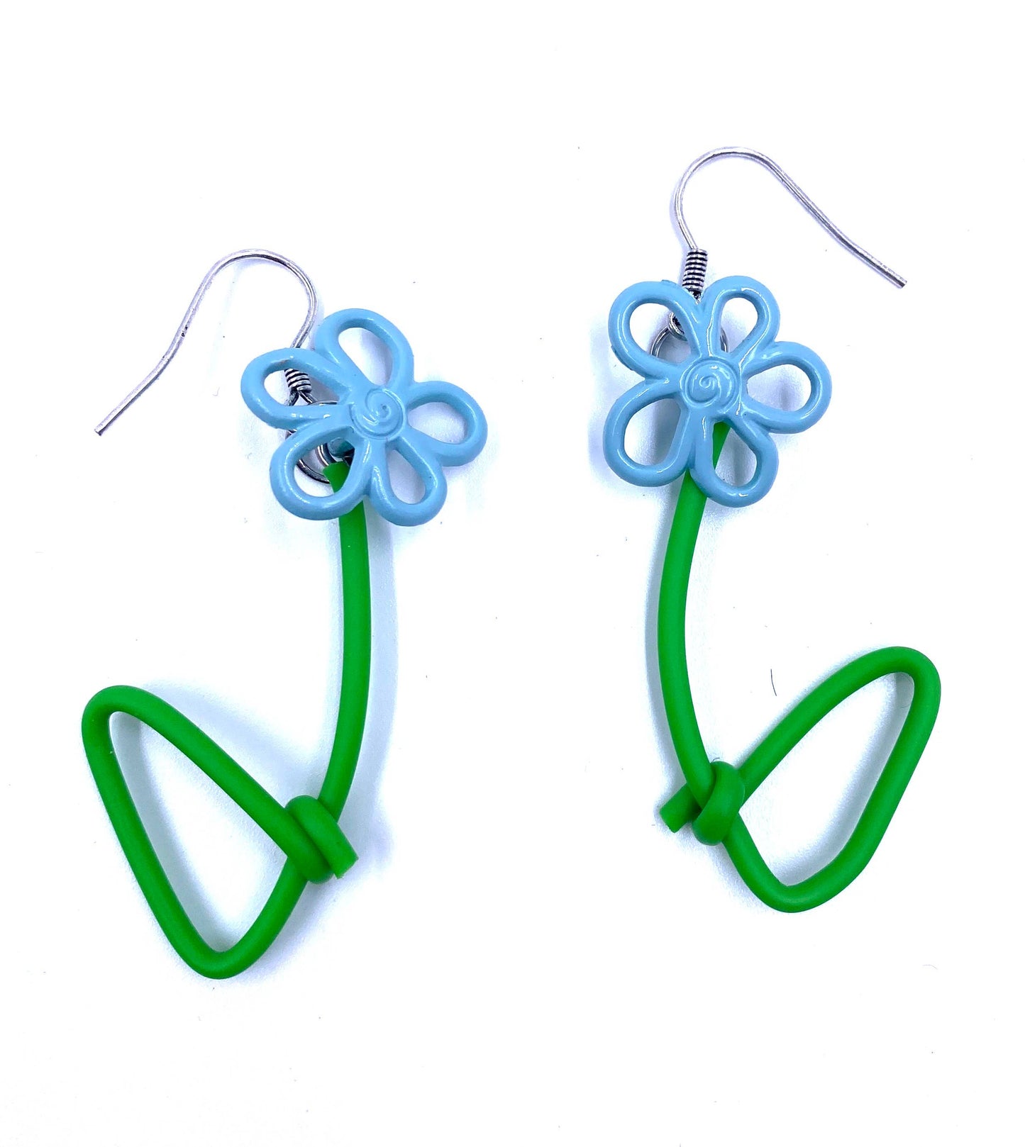 Flower earrings - gonepottynz