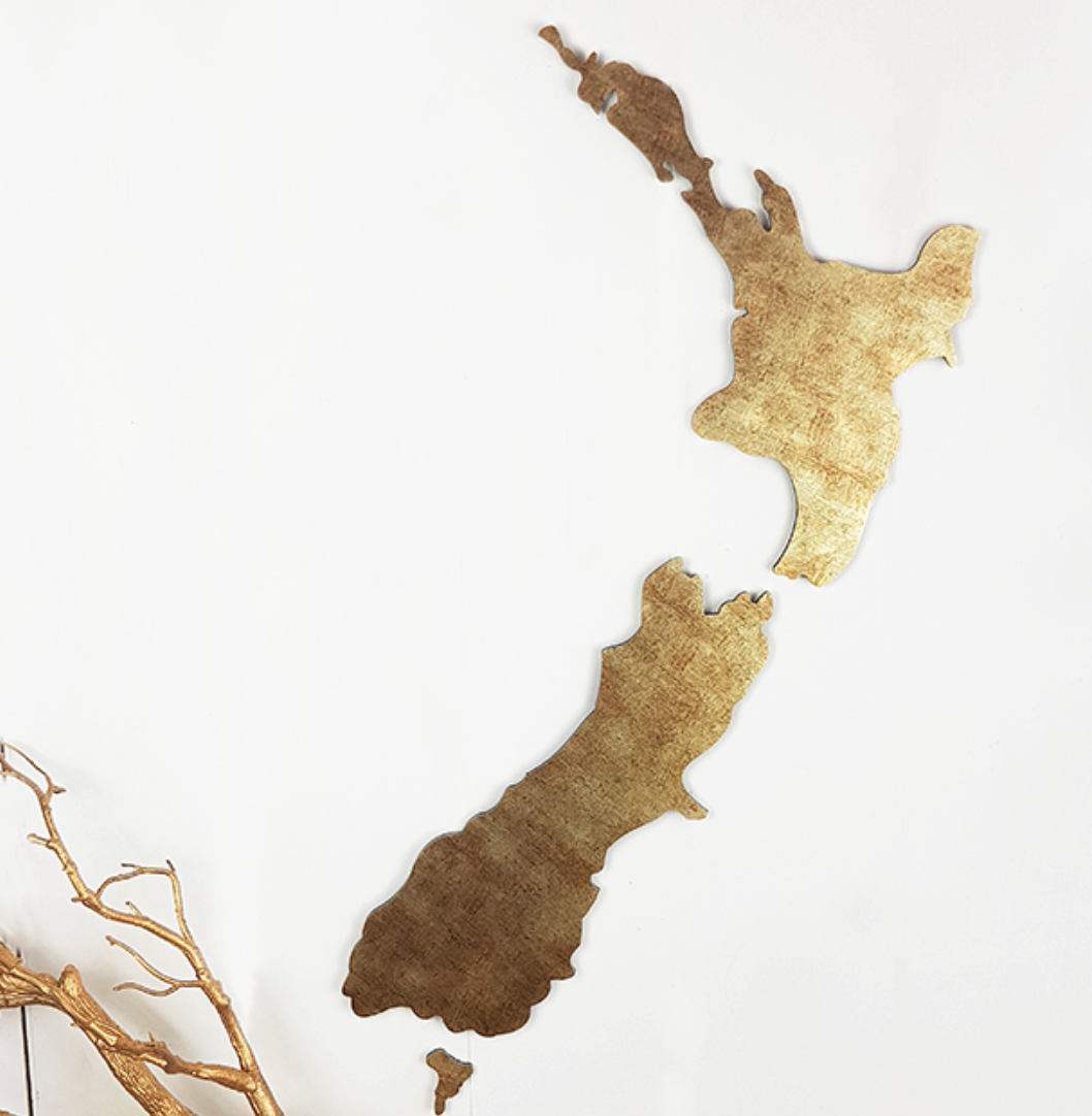Small NZ : ACM Antique Gold textured