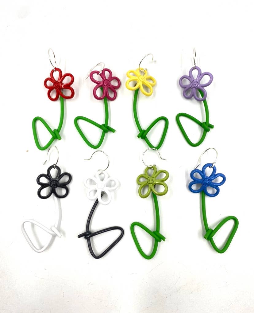 Flower earrings - gonepottynz