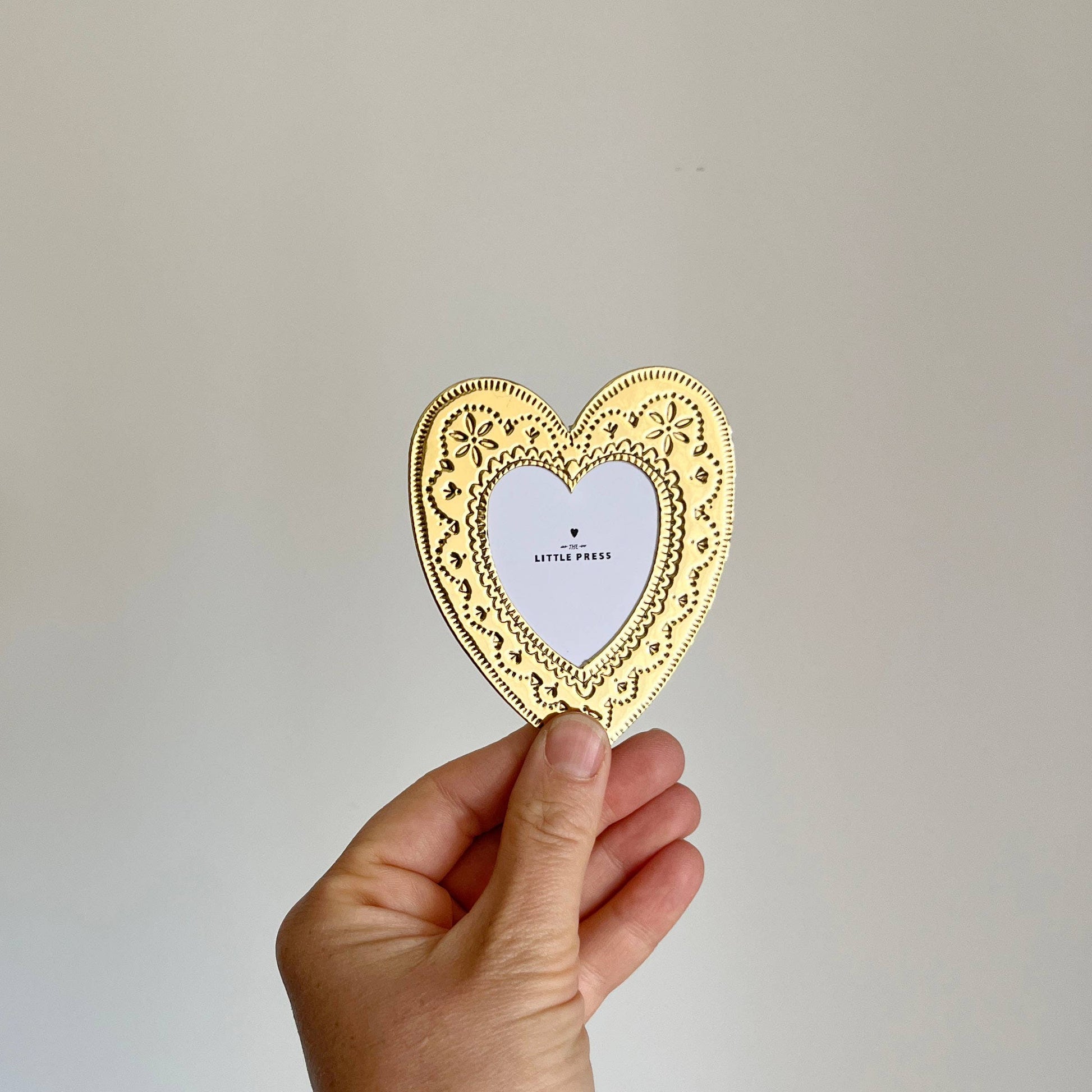 Faux Tin ~ Heart travel/desk frame ~ gold - gonepottynz