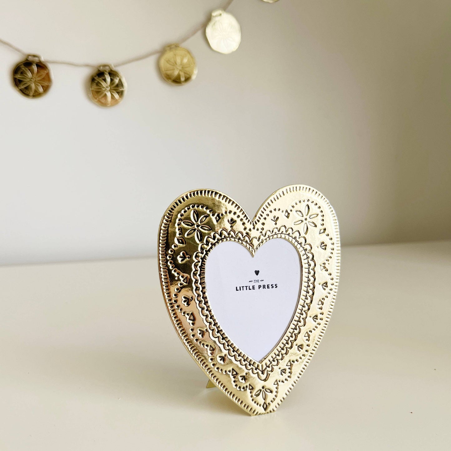 Faux Tin ~ Heart travel/desk frame ~ gold - gonepottynz