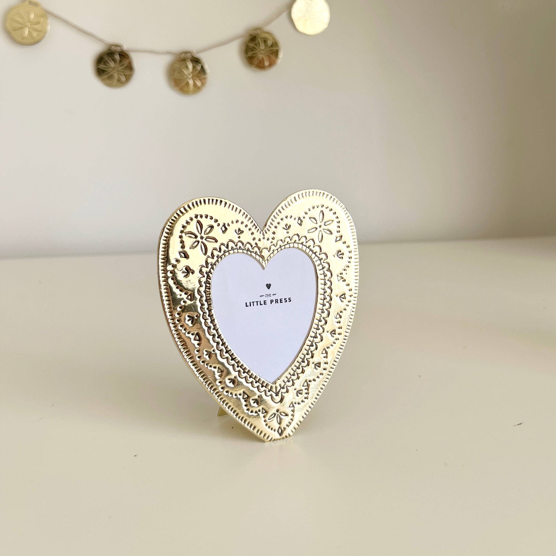 Faux Tin ~ Heart travel/desk frame ~ gold - gonepottynz