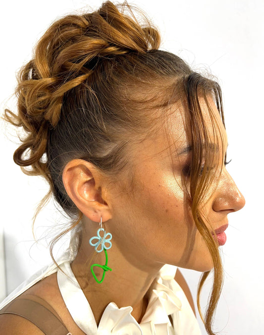 Flower earrings - gonepottynz